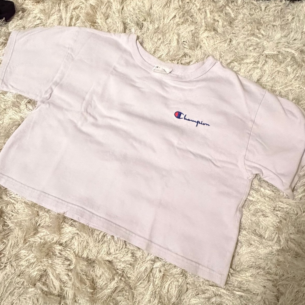 BOGO 🛍️ Champion Light Purple Crop Tee